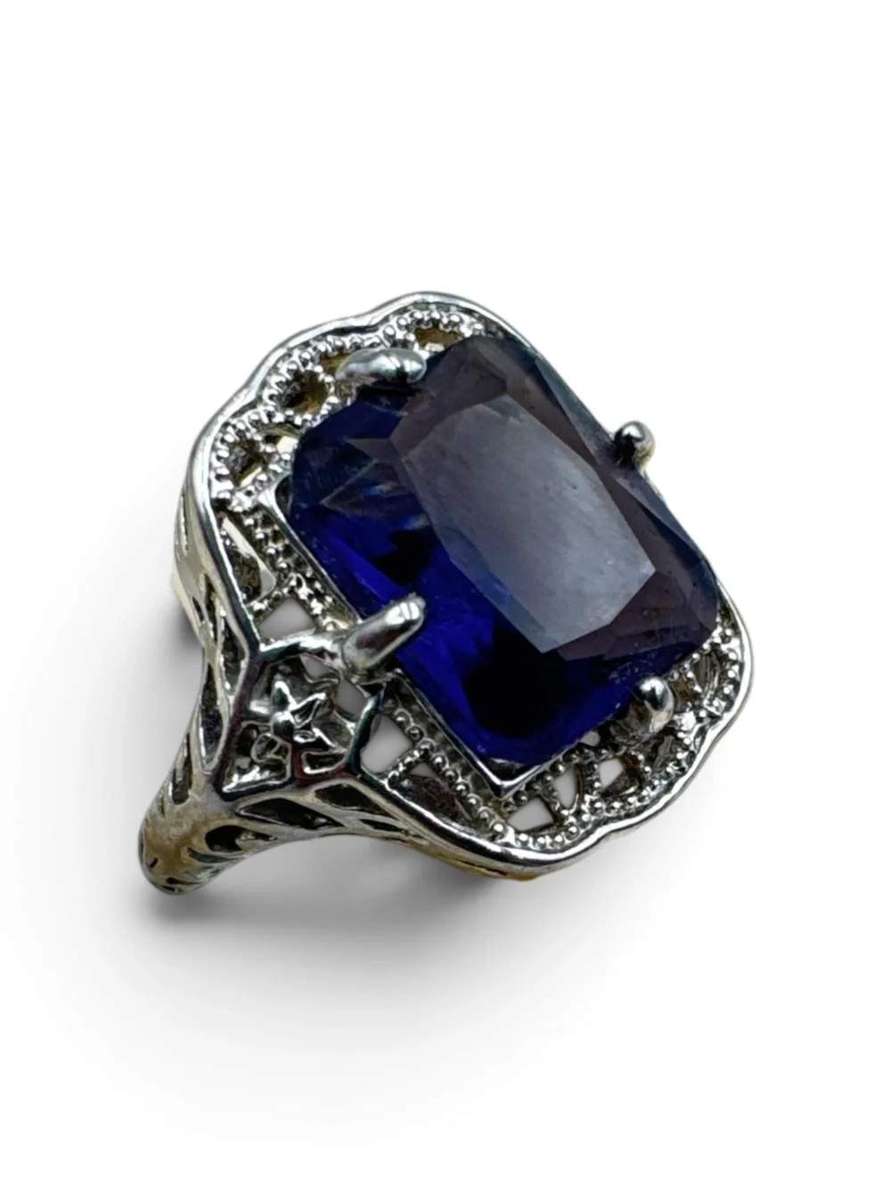 Vintage Alexandrite Glass Rhinestone Cocktail Ring Rhodium Plated Size 6.75